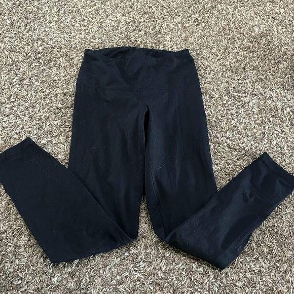 Yogalicious Black Leggings - Picture 1 of 3